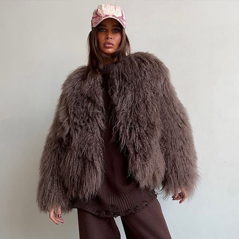 Chic Short-Length Faux Fur Jacket – Vegan Teddy Coat (S-XL, Chocolate/Burgundy/Cream/Black, Boho Elegance)