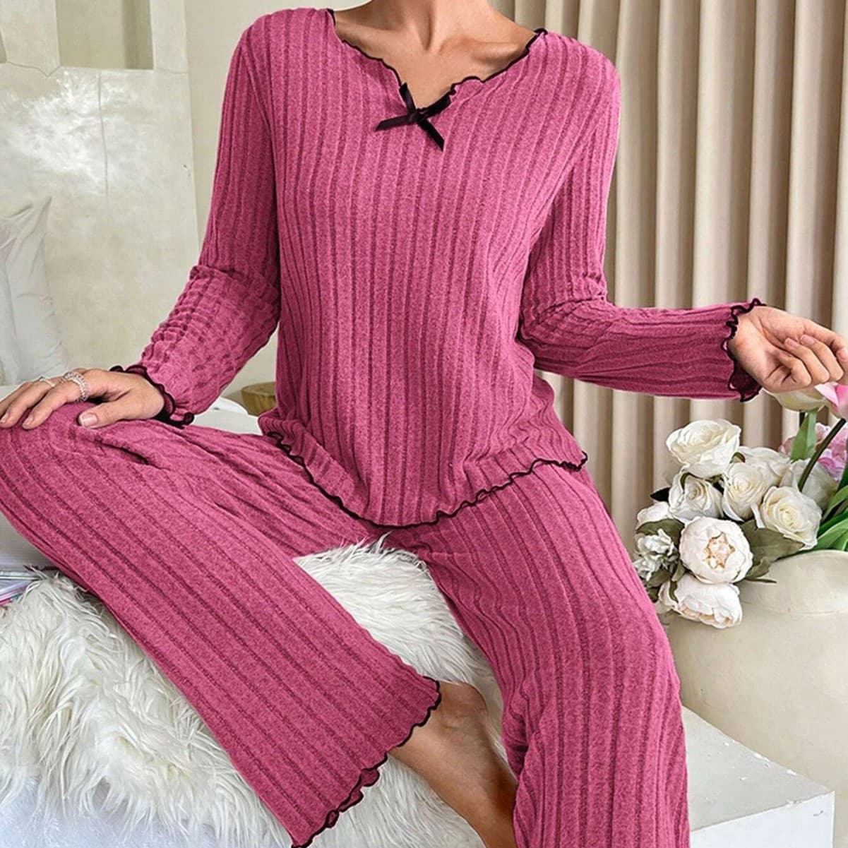 Women's Sleepwears New Black Edge Fungus Leisure Home Suit Pit Stripes Ladies Pajamas