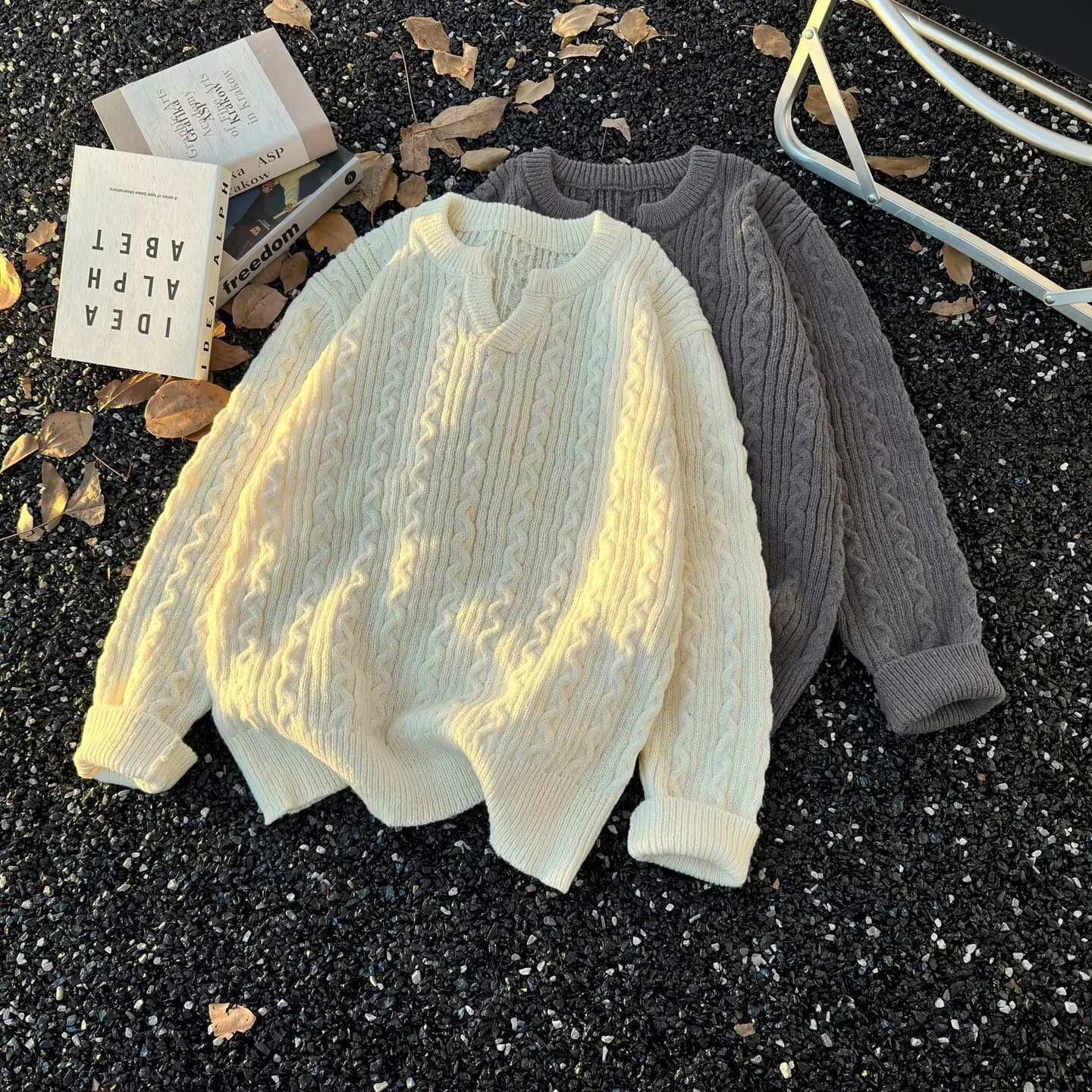 Retro Loose Knit Sweater For Men - Casual Comfort Pullover With Jacquard Pattern, Warm Winter Oversized Crewneck Top For Teens