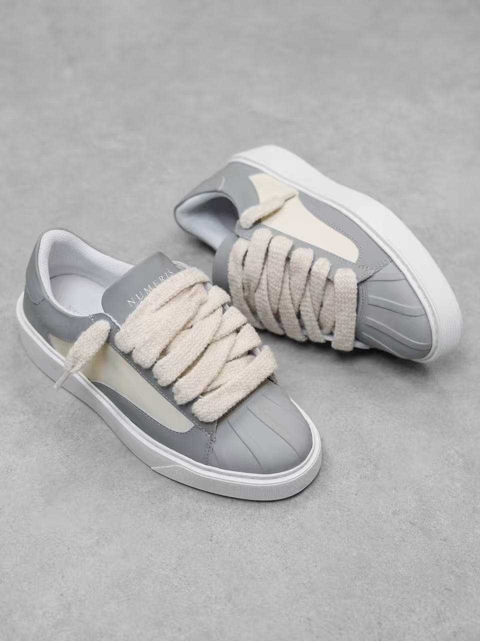 Chaussures Numeris, baskets décontractées pour hommes, plates, à bout rond, à lacets, baskets classiques et polyvalentes en cuir véritable.