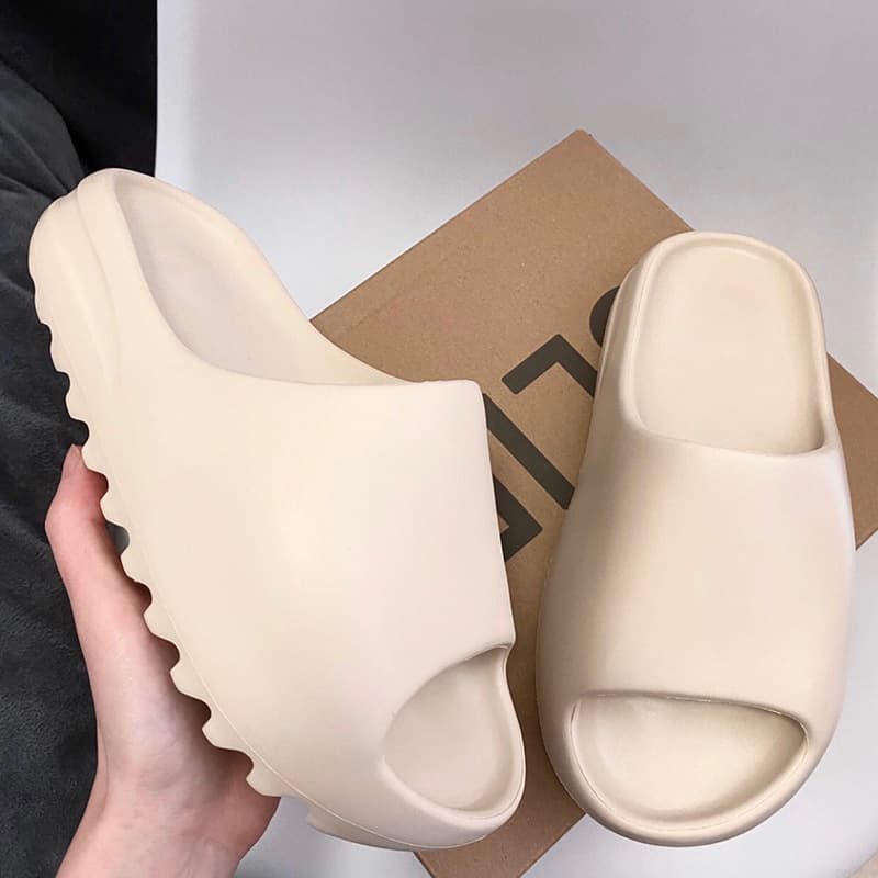 Shit Stepping Coconut Slippers For Men In Summer Wear Ins Trendy Thick Bottom Household Non Slip Sandals For Men Outdoor Sports