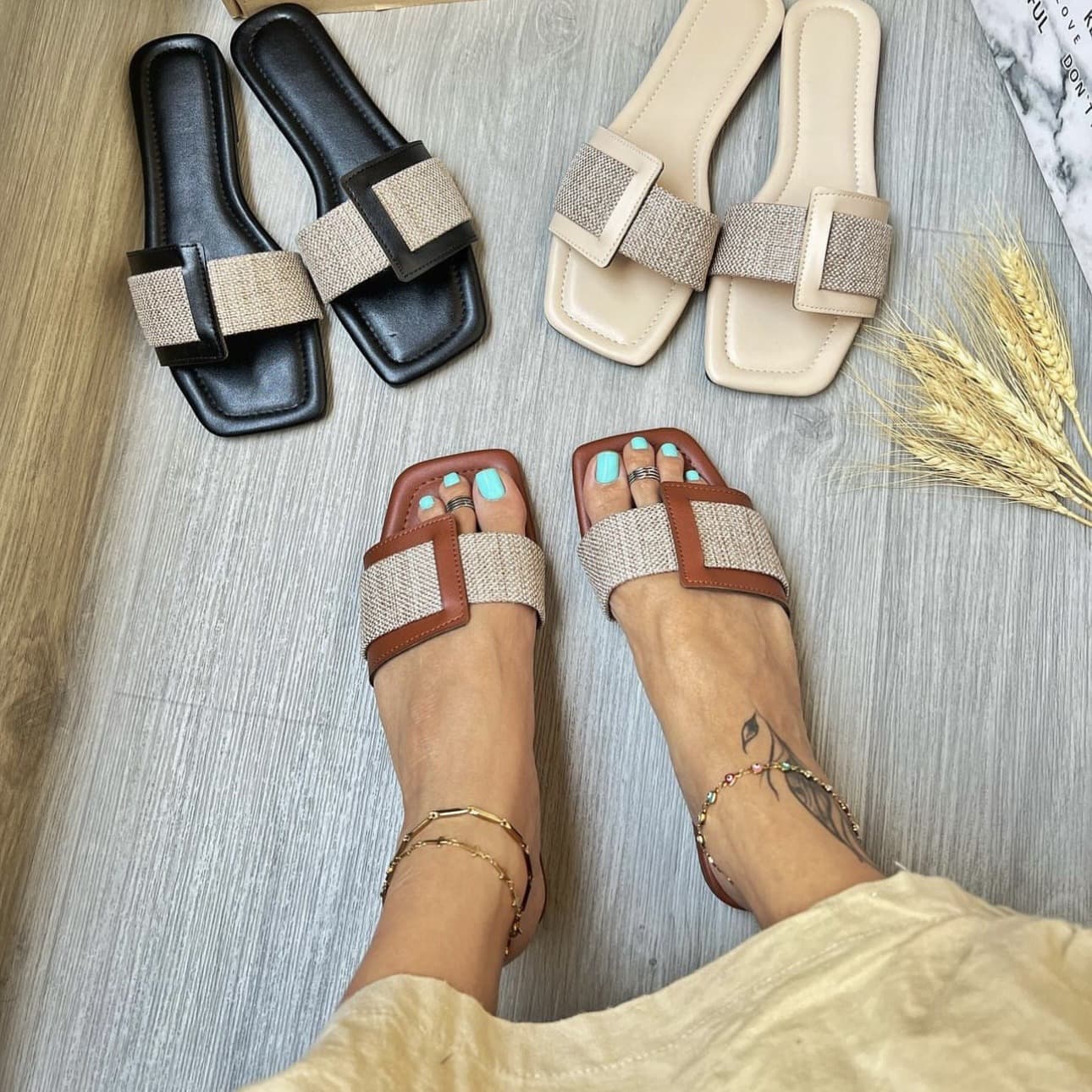 square toe flat bottom simple one-line outer wear color matching soft bottom beach sandals for women