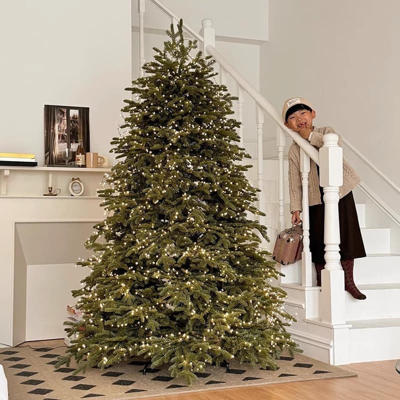 Premium PE Christmas Tree – Auto-Shaping Branches (1.5M/1.8M/2.1M/2.4M, Pre-Lit Options, Ultra-Dense Needles For Realistic Look)