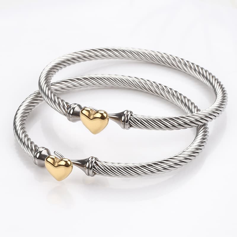 Love Peach Heart Electroplating Silver Open Bracelet Titanium Steel