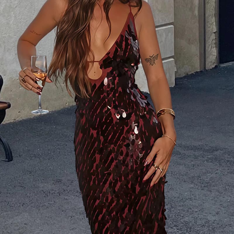 Elegant Deep V-Neck Backless Halter Dress – Sexy Evening Gown With High Slit For Date Night & Parties (S-XL, Red/Russet)