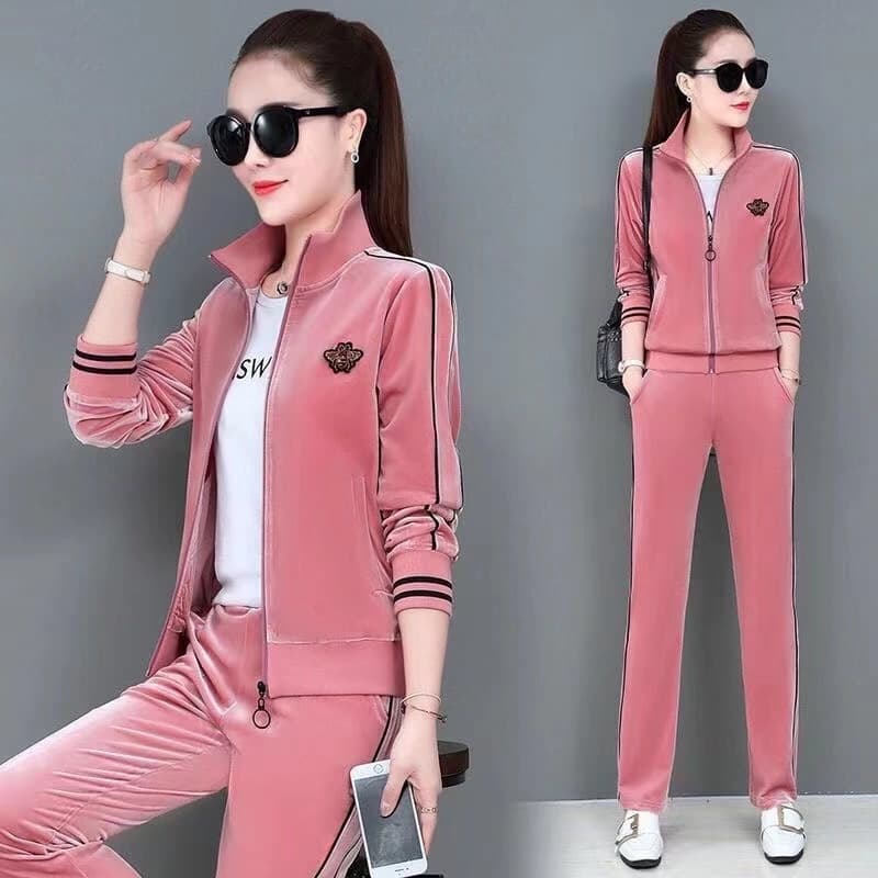 Women's Clothing Middle Aged And Elderly Sportswear Suits Autumn And Winter Gold Velvet Casual Slim Three Piece Suit