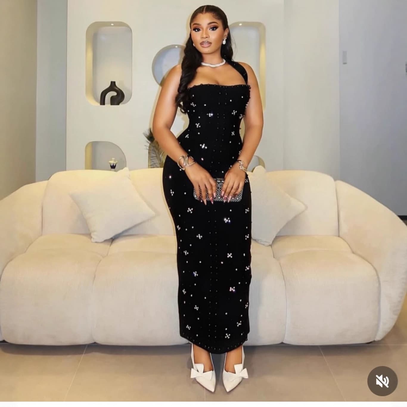 Women's Clothing Elegant Off-Shoulder Halter Neck Bodycon Dress With Rhinestones And Beads High Slit Style Women's Dress