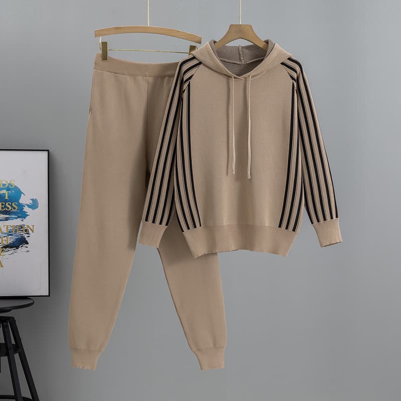 Women's Clothing Age Reducing Knitted Sweater Suit Women's Autumn Hooded Sweater High Waist Trousers Two Piece Suit