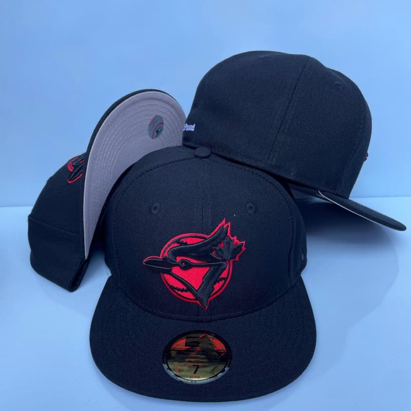 Casquette fermée de baseball brodée de haute qualité, style classique transfrontalier, de la Ligue sportive américaine, avec visière plate.