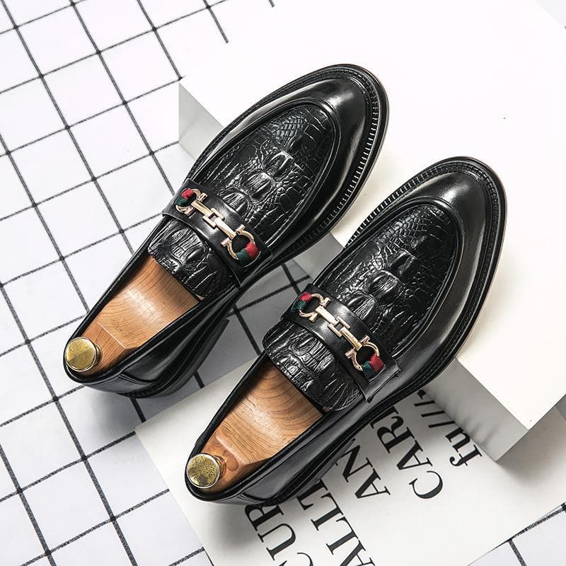 European Style Nightclub Hairstylist Pointed Toe Casual Leather British Retro Lazy Business Loafers Men's Shoes