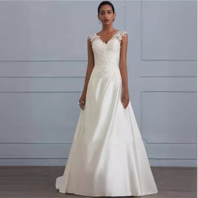 Women's Clothing Autumn White Temperament Lace Dress Bridesmaid Backless Low Collar Large Size Dress Long Skirt