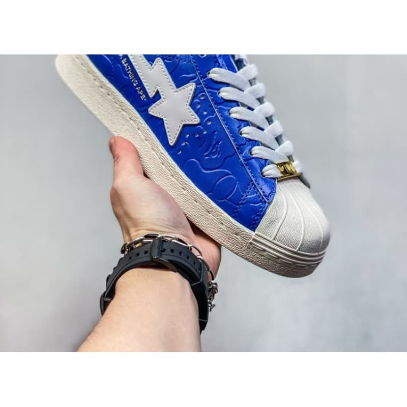 Baskets BAPESTA New SUPERSTAR en cuir, style décontracté et polyvalent, idéales pour les étudiants. Étiquette et boîte d'origine.