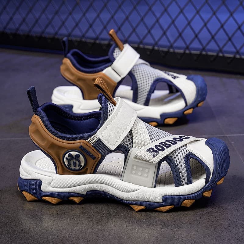 Mother&Kids Boys' beach sandals Summer single net large children's anti-collision Bao toe sandals
