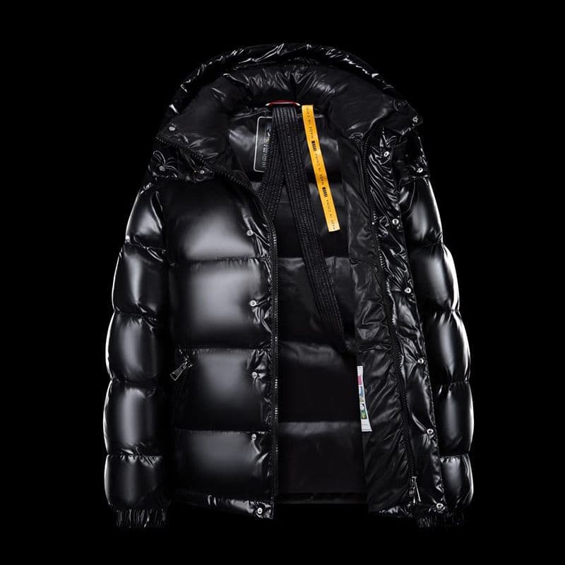 Men's Clothing 2024 New White Duck Down Men's Warm Trendy Brand Shiny Short Thick Hooded Jacket Black Green