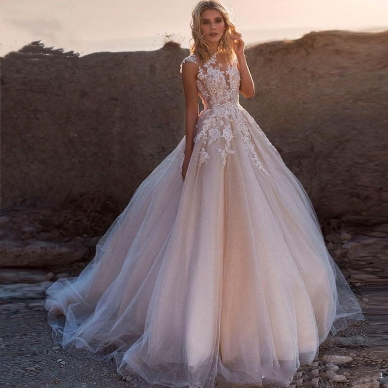 Women's Clothing Wedding Dress 2023 New Bridal French Light Wedding Dress Perspective Lace Slim-Fit Small Tail Slim-Fit Wedding Dress