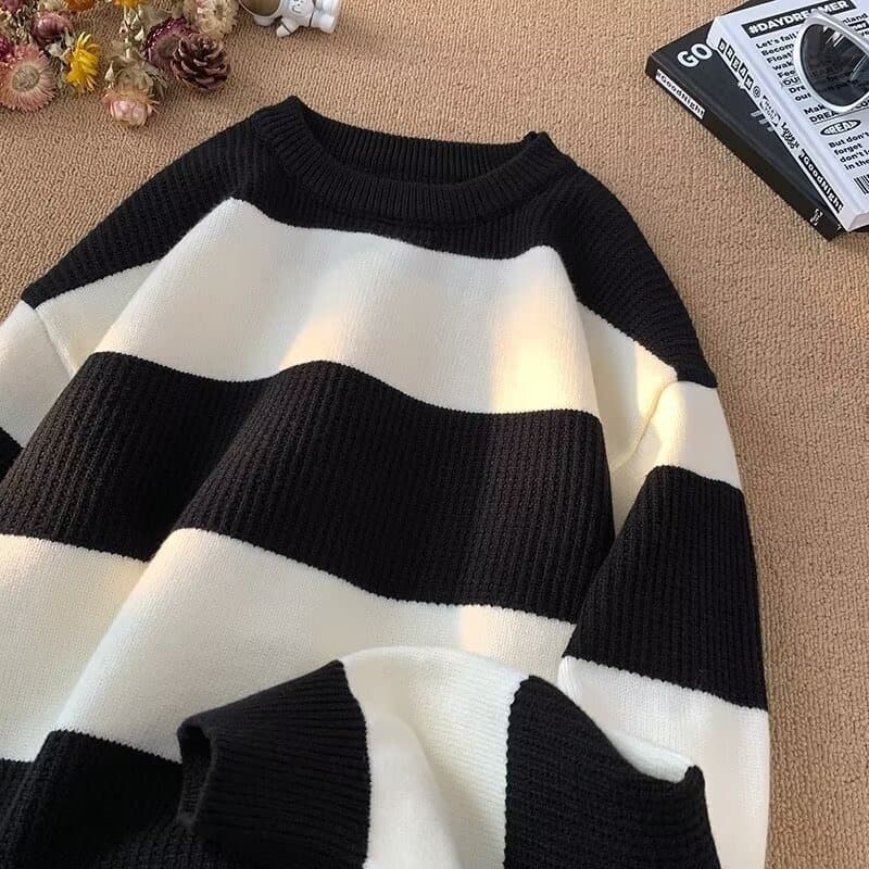 Color Blocked Striped Knitted Sweater For Autumn And Winter Versatile Base Pullover Sweater For Teenagers