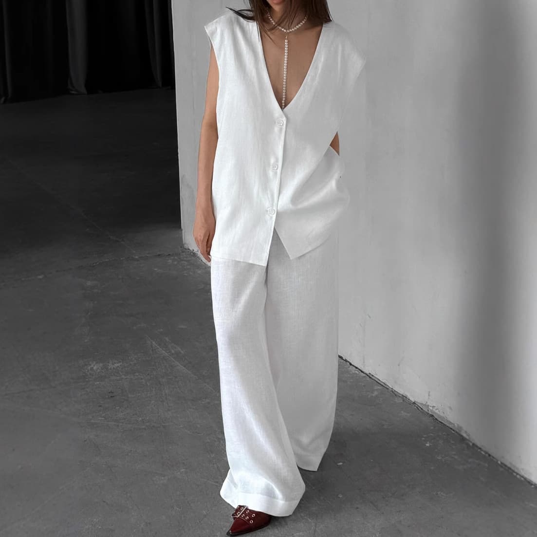 Women's Clothing White V Neck Cotton And Linen Sleeveless Vest Vest Trousers Suit Spring And Summer Fashion New Two Piece Suit For Women