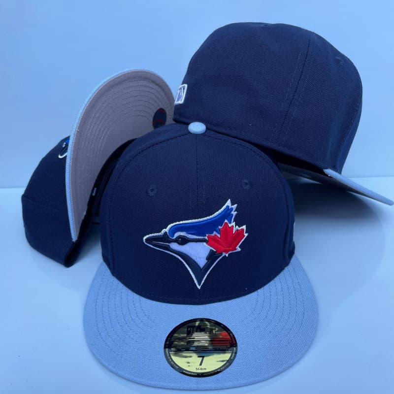 Casquette fermée de baseball brodée de haute qualité, style classique transfrontalier, de la Ligue sportive américaine, avec visière plate.