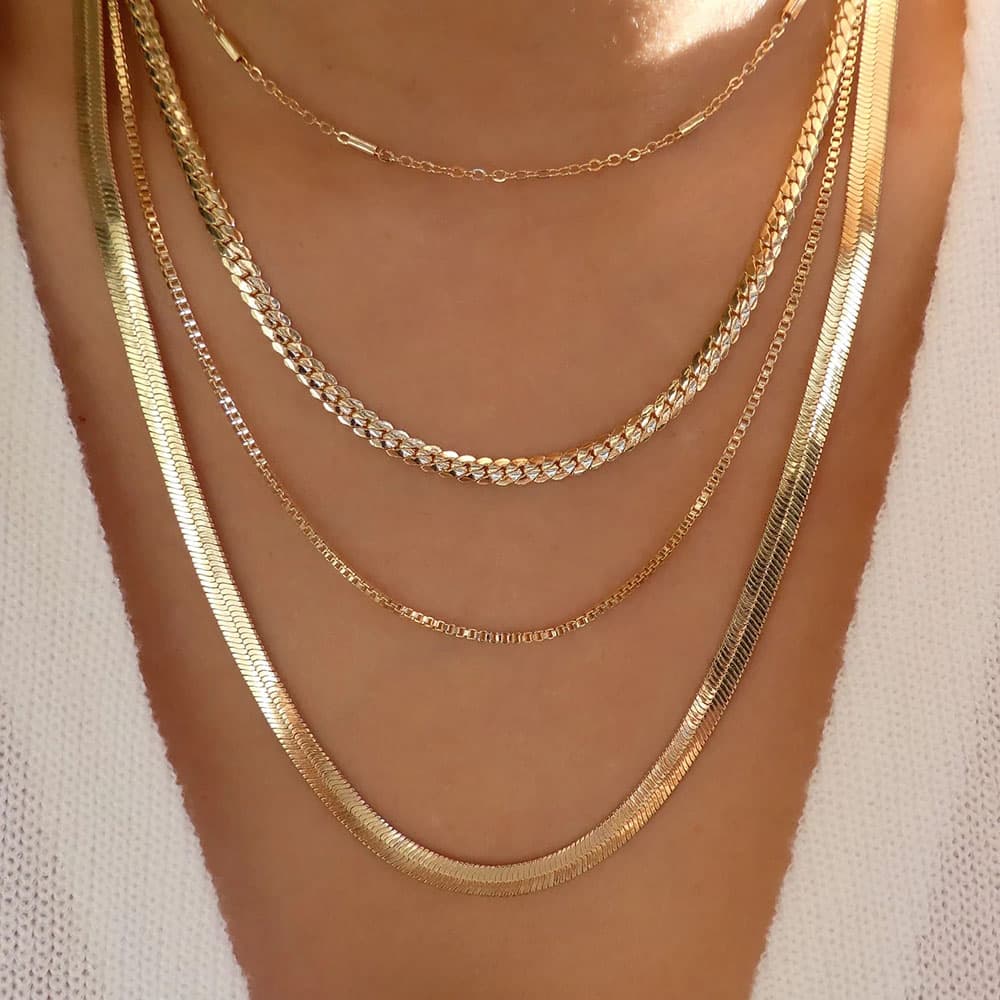 Boho Multilayer Gold Color Metal Snake Chain Clavicle Necklace Ladies 2024 Star Crystal Pendant Necklaces Girls Jewelry