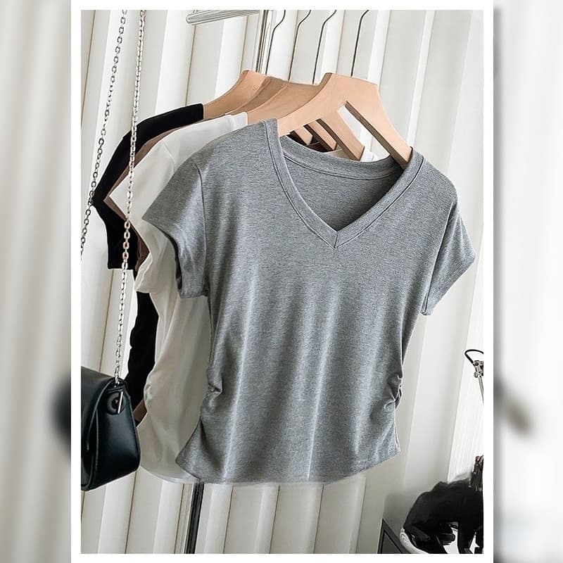 V-neck Front Shoulder Short-sleeved T-shirt Women's Slim-fit Design Bottoming Shirt Pleated Curved Hem Top