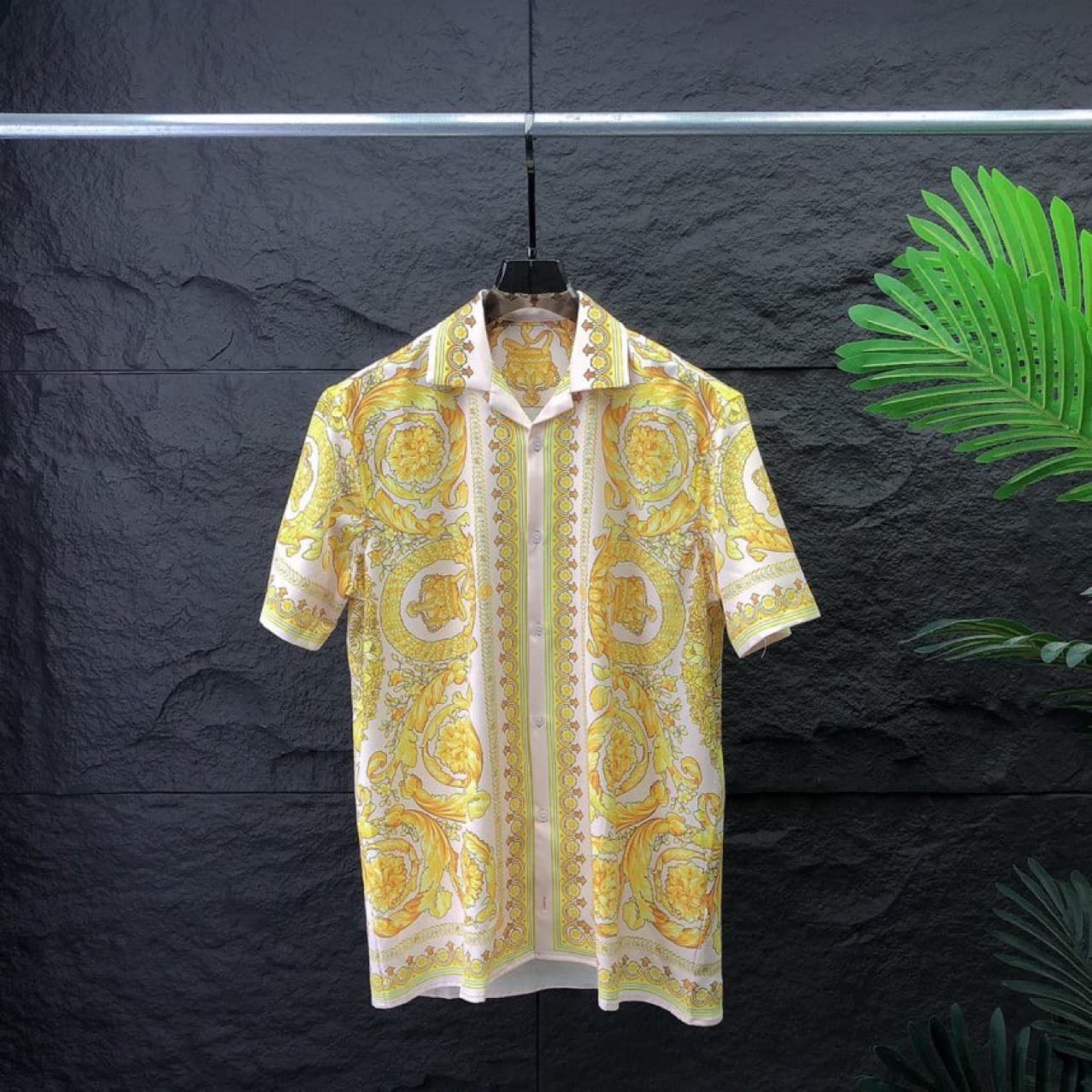 Fashionable Ve short sleeved shirt with 3D lapel pattern, unisex new
