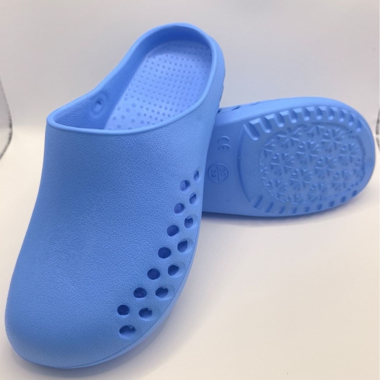 Men’s Shoes Room Slippers For Women, Breathable, Non Slip, Closed Toe Slippers, Nurse Shoes, Experimental Hole Shoes, Men's Doctor Surgical Shoes