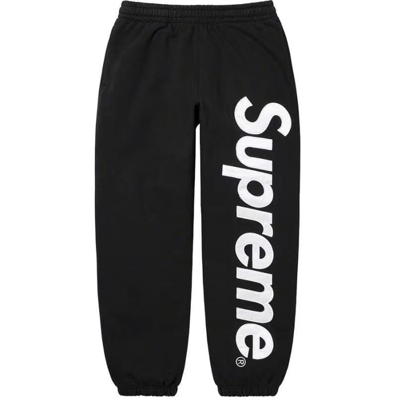 Taille européenne disponible, avec ses trois étiquettes, veste à capuche oversize tendance à imprimé classique et lettres.