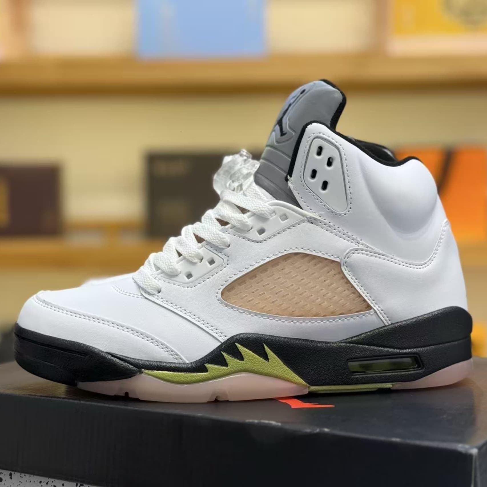 Chaussures neuves de haute qualité pour hommes, confortables et décontractées, amortissantes. Chaussures rétro pour couples.
