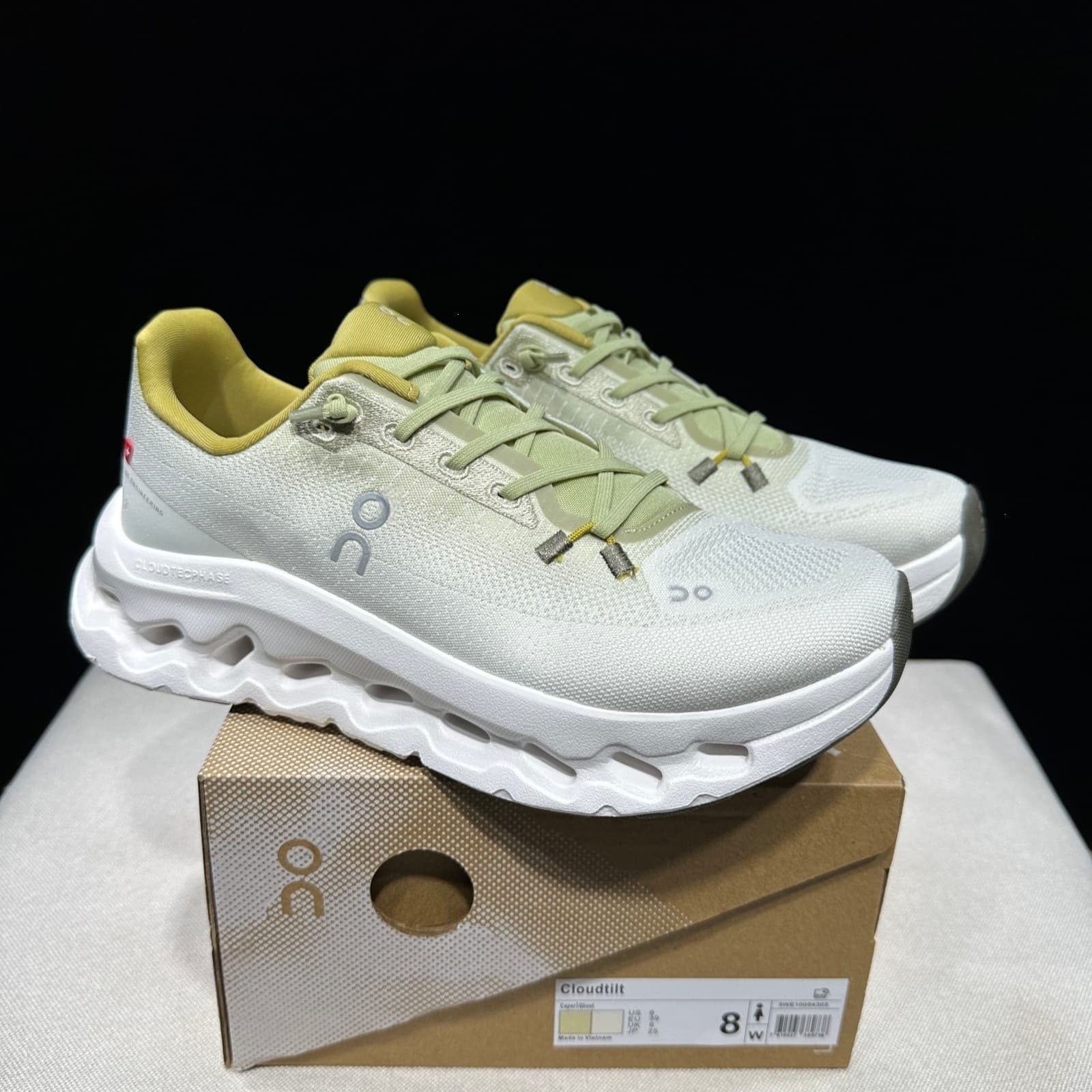 Nouveauté en matière de commerce transfrontalier : chaussures de sport Cloudtilt pour couples (hommes et femmes), légères et amortissantes.