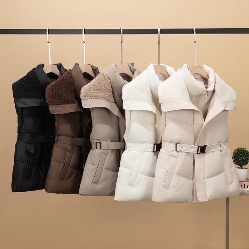 ​​Women's Quilted Puffer Vest With Faux Shearling Collar, Slim Fit Waist-Cinching Jacket For Winter, Lightweight Warm Coat