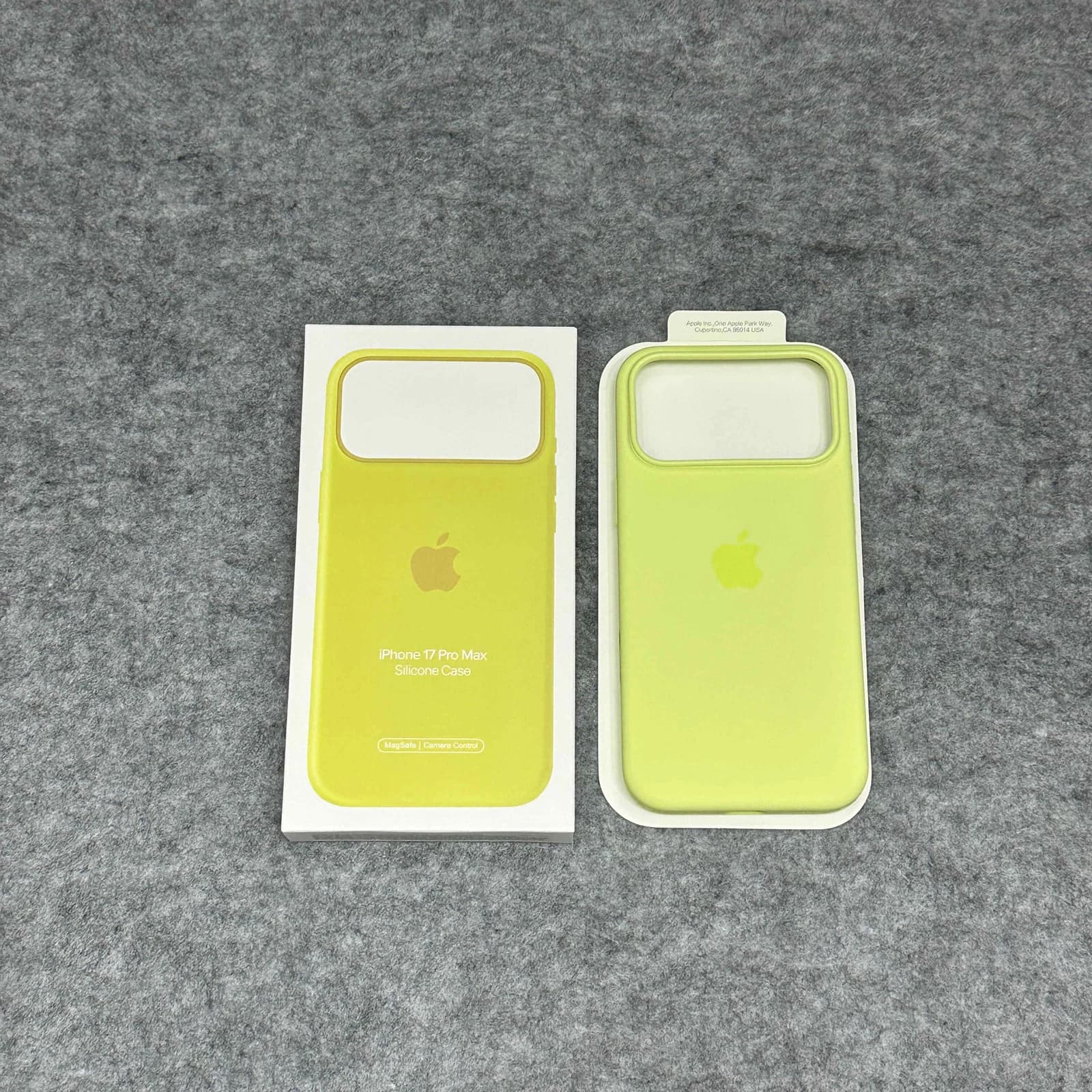 Étui magnétique en silicone d'origine pour iPhone Max Pro 17 / Mag.safe Cover
