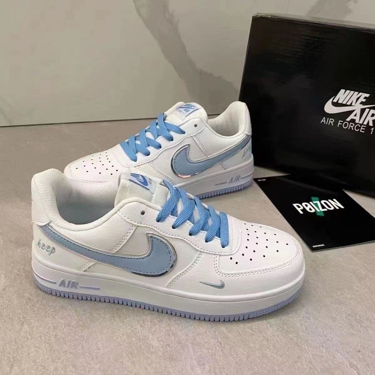 Baskets Force One Black Warrior populaires pour hommes et femmes, tendance et polyvalentes, style rétro décontracté et sportif.