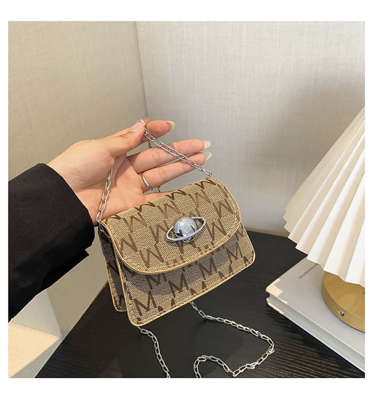 Textured fashion printed chain small square bag 2024 summer popular stylish women's bag trendy versatile temperament shoulder bag