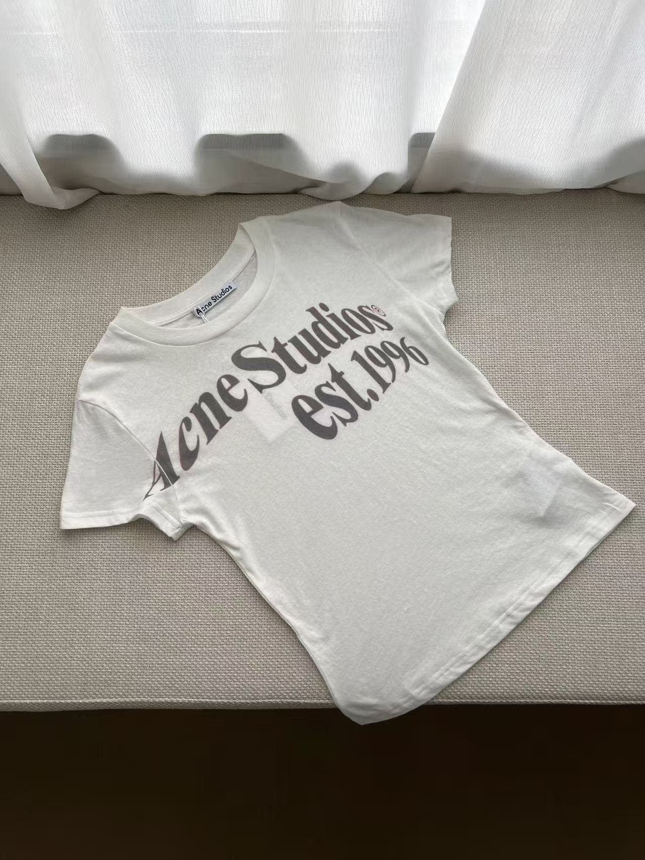Version correcte du nouveau modèle 26, lettre avec impression du chiffre 1996, t-shirt ample à manches longues en coton-lin vieilli