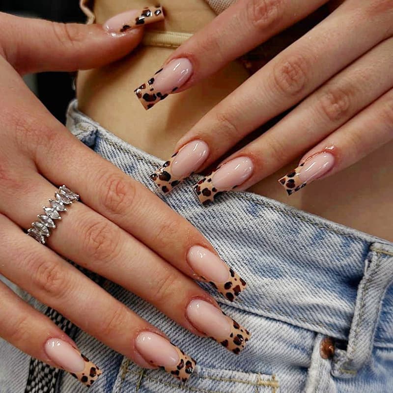 Leopard Print Wearable Nails High End Autumn Long Water Pipe False Nails Cross Border Wearable Nail Art Finished Nail Pieces 24 Pieces