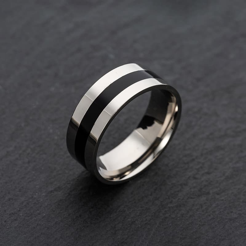 2025 Fashion Style High quality, titanium stainless steel couple men's and women's ring, silver retro cool ring