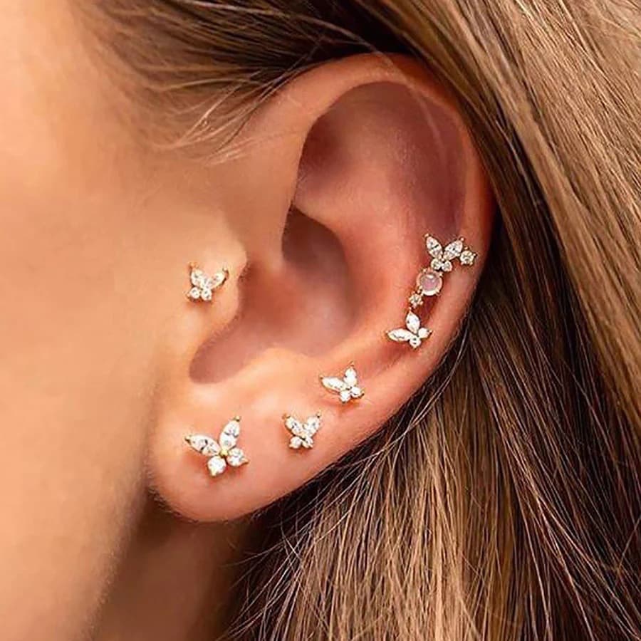 Unisex zircon small butterfly earrings for women, versatile piercing earrings, fashionable hot selling earrings