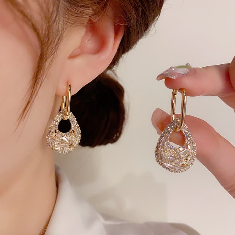 Women's Exquisite High End Lady Style Water Drops a Two Wear Earrings