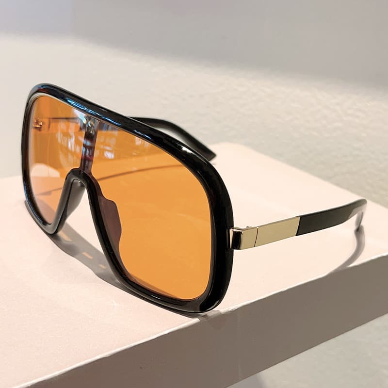 2025 New Large Frame Integrated Fashion High-end Casual Unisex Windproof Sunglasses
