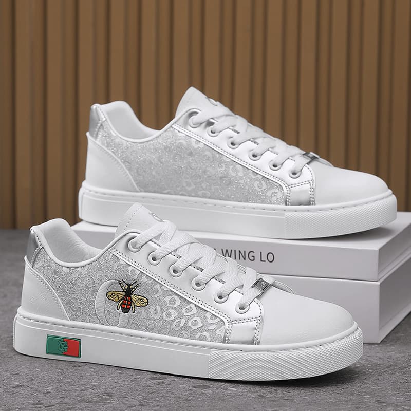 Spring Men's Fashion Embroidered Sneakers Trendy Versatile Comfortable Classic Low Top Round Toe Casual Shoes For Students