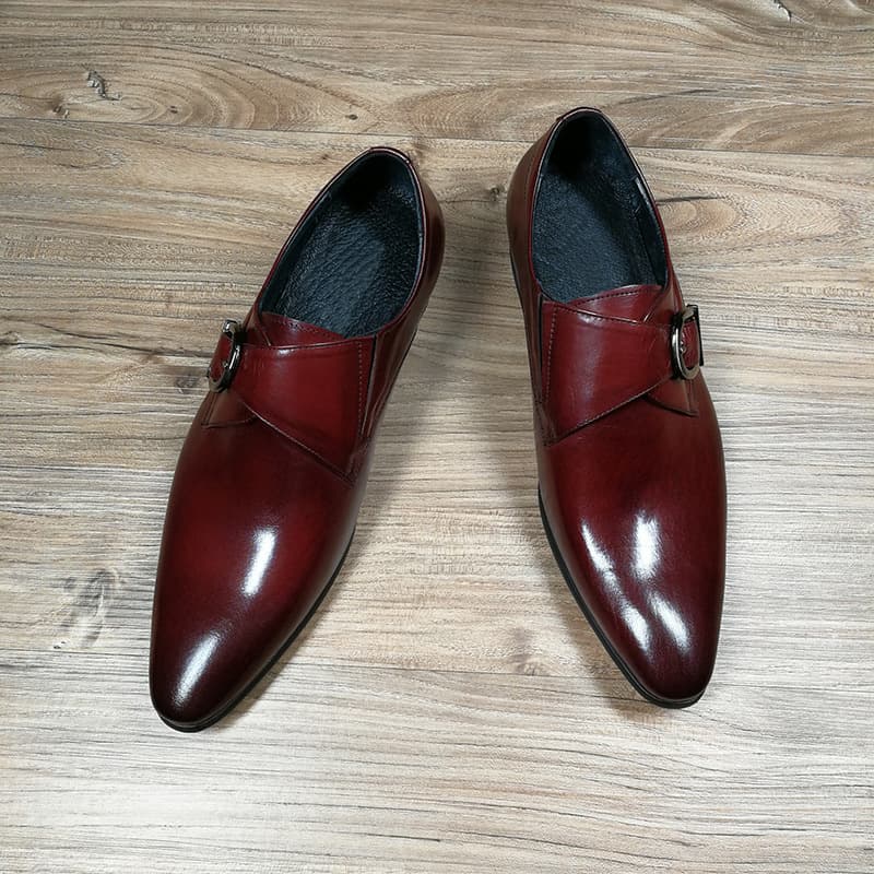 New pointed business leather shoes men's buckle shoes Metal buckle men's shoes