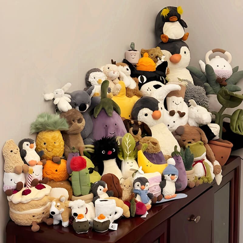 Plush Animal Toy Collection - Ultra-Soft & Realistic Stuffed Animals, Perfect For Gifts & Collectibles