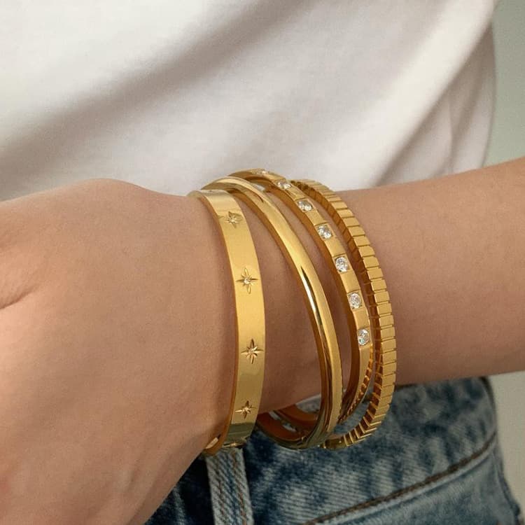 Charm Bracelets High Grade Stainless Steel Zircon Metal Bracelet For Women Niche Retro Personality Simple Versatile Temperament Fashion Jewelry