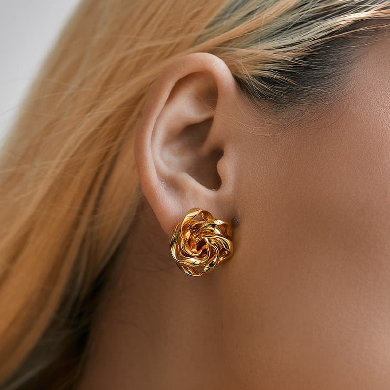 French irregular flower design niche earrings small size fashionable commuting all match retro earrings plated with K real gold