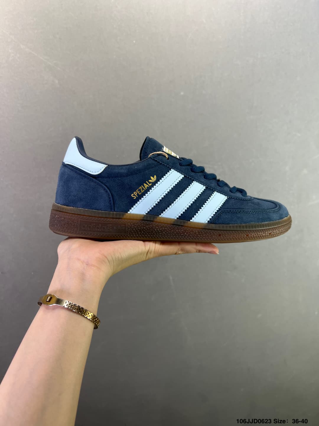 Pointure bleue EU Unisexe Chaussures Hermè Influencer Outfit en cuir grainé souple, à porter en toutes saisons
