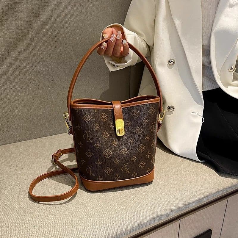 Trendy Bucket For Women, 2026 Autumn Winter New Fashion Vintage Handbag, Versatile Shoulder And Crossbody Bag