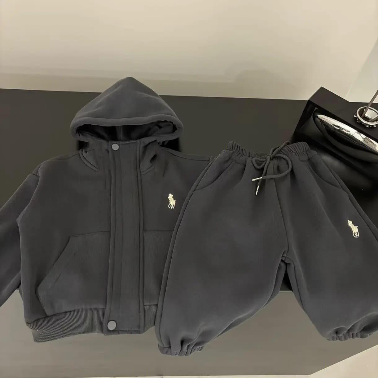 Ensemble deux pièces tendance pour bébé, sweat à capuche et pantalon en velours brodés coréens pour garçon, édition hiver