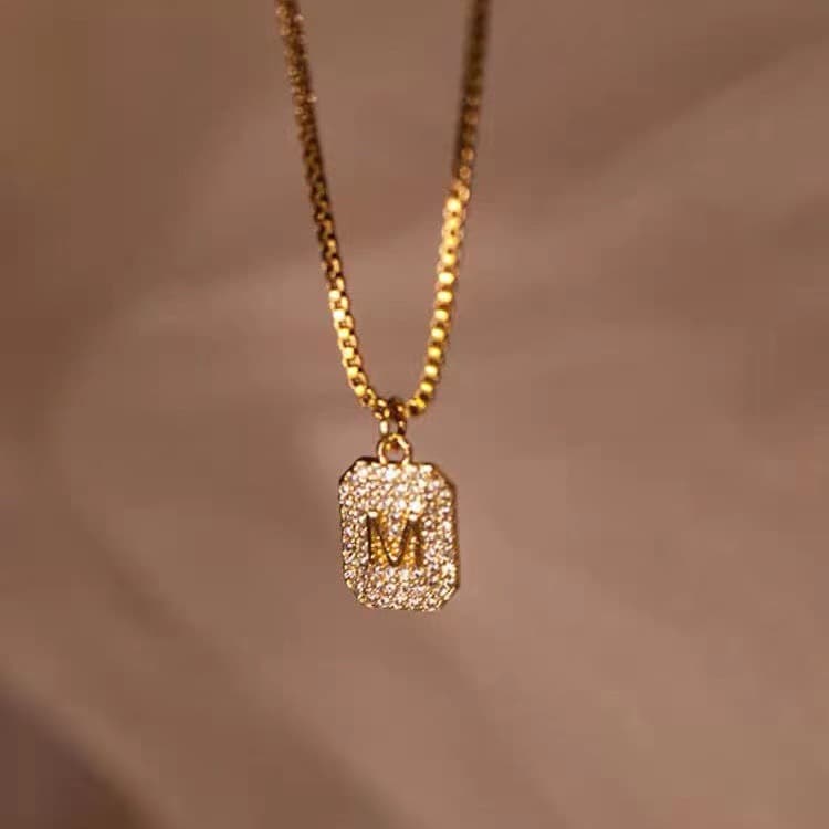 Necklace Wholesale M Brand Letter Pendant European And American Cross-Border Hot Selling Light Luxury Niche High-End