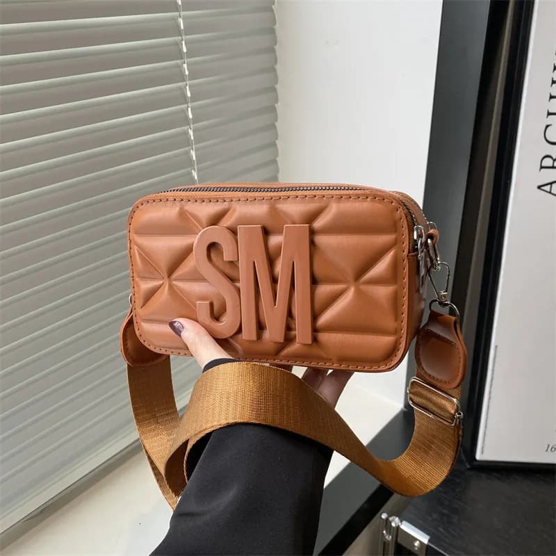 Indentation Letter Commutin Wide Strap Fashionable Handba Printed Personalized Desiner Shoulder Feminine Crossbody
