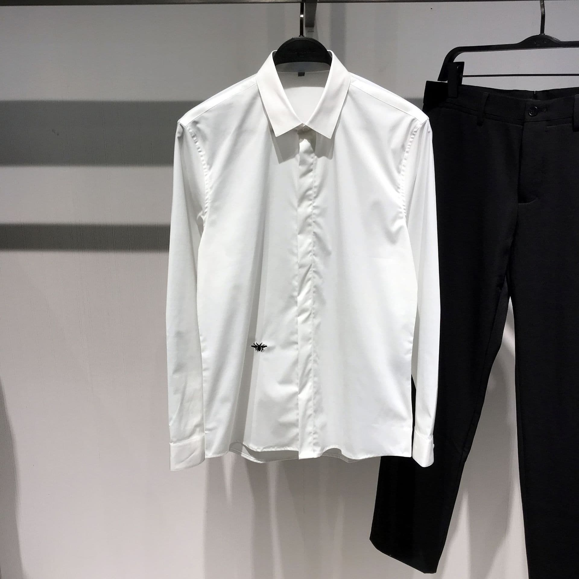 Men's Clothing Spring And Autumn New Shirt Men's Business Classic Shirt Bee Embroidery Business Two-color Fashion Shirt 7797